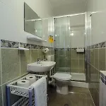 Bed & Breakfast Mango - Przystanek Kuznice 3*