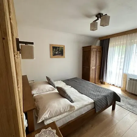 Mango - Przystanek Kuznice