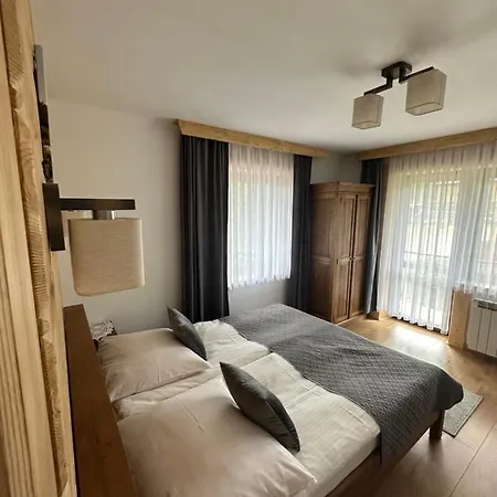 Mango - Przystanek Kuznice