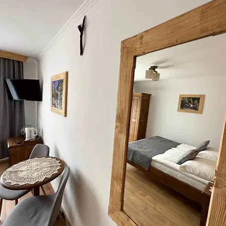 Couette-café Mango - Przystanek Kuznice