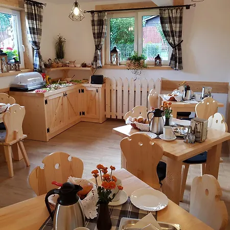 Mango - Przystanek Kuznice 3*