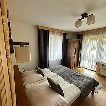 Mango - Przystanek Kuznice 3*