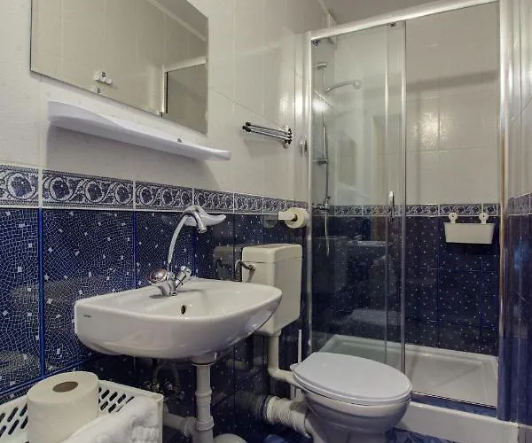 Mango - Przystanek Kuźnice Nocleg ze śniadaniem 3*